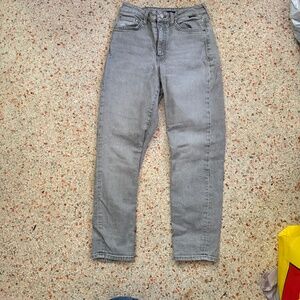 High-rise, gray Mavi mom jeans